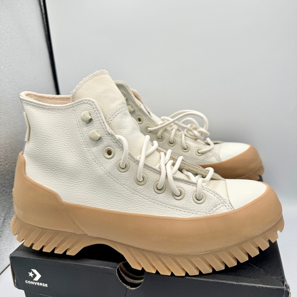 NWT Converse CTAS Lugged Winter 2.0 Hi Egret / Light Twine Waterproof UNISEX